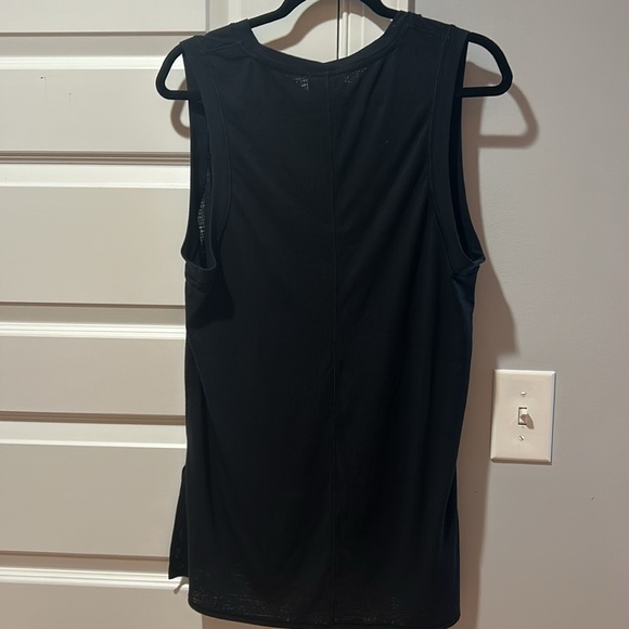 Women’s Lululemon Mesh Sleeveless Top Size 12 - Picture 2 of 4